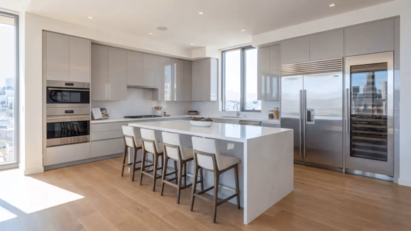 Metropolitan Penthouse - Image 3